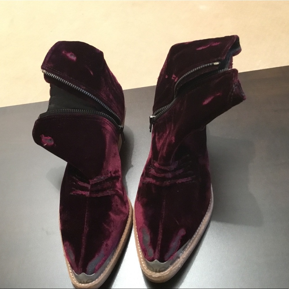 Distressed velvet boot